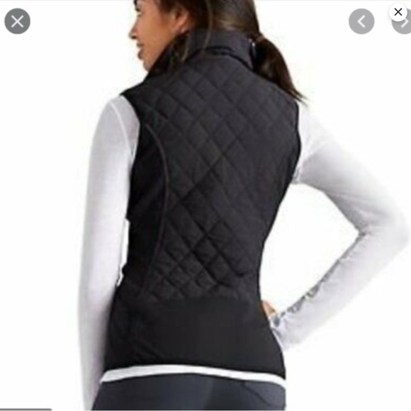 Athleta Upside Vest Quilted Hiking Running Vest Yosemite Green M - Picture 2 of 12